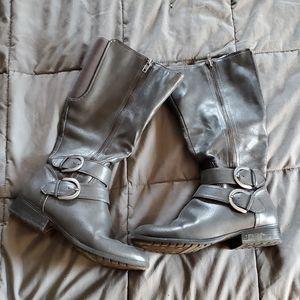 Gray boots